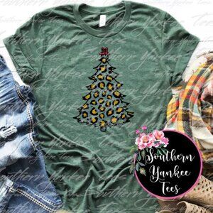 Leopard Christmas tree t-shirt L/XL/2XL/3XL